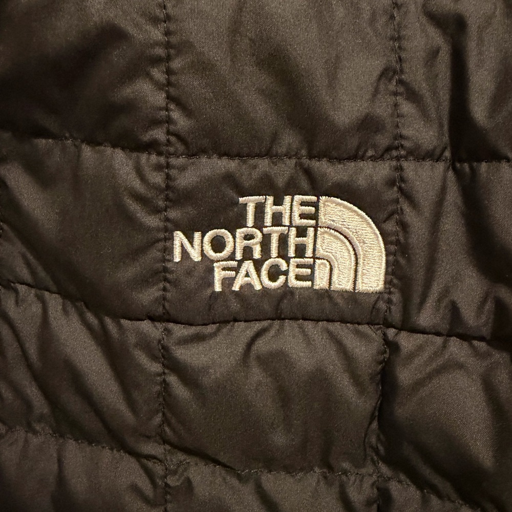 WINTER-CLEARANCE The North Face ThermoBall Eco Puffer Jacket Black Womens Medium - Picture 6 of 8